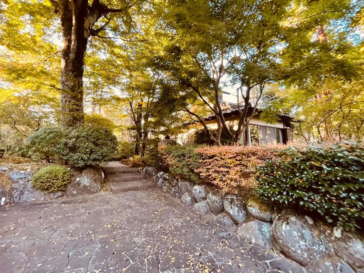 Secret Garden Resort&Onsen秘密の花園箱根温泉別荘 0*, Hakone